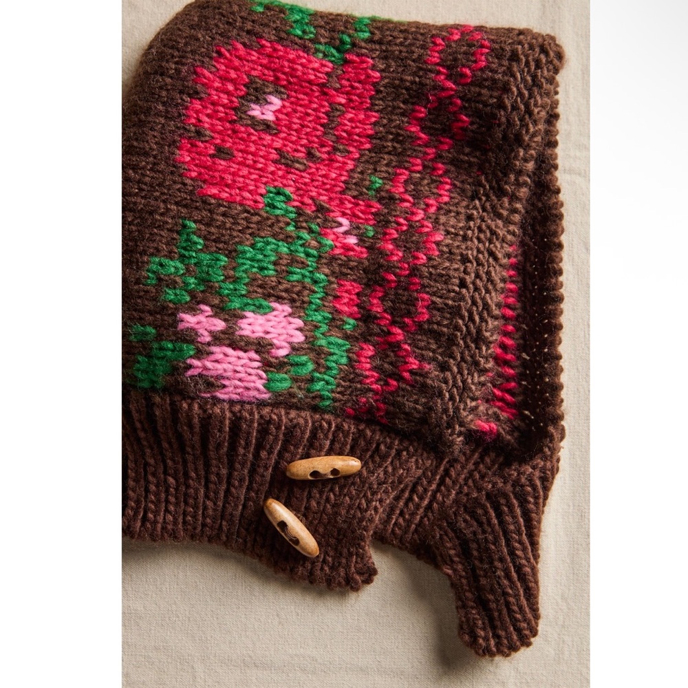Free People Rose Frost Hood Floral Chunky Knit Balaclava Hood Hat w/ Buttons - Picture 4 of 7